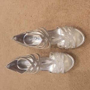 Cute sparkly heels.